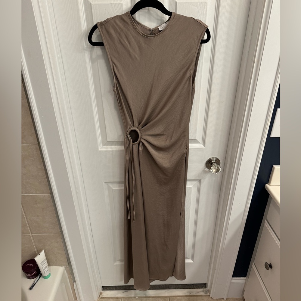 Silk House of Harlow Midi Dress
